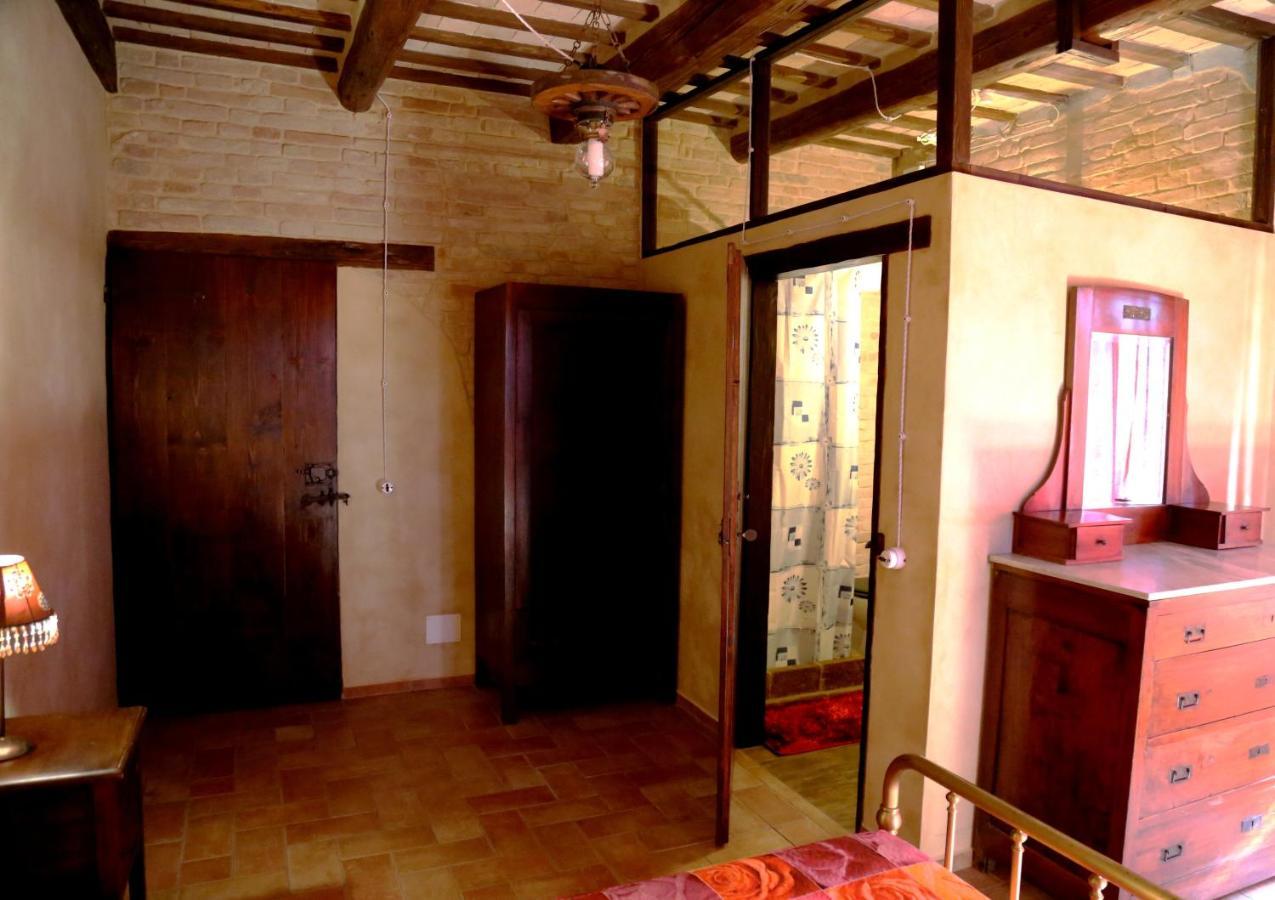 B&B Mik E Ramo Abbadia di Fiastra Extérieur photo